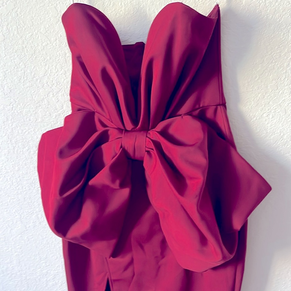NWT ASOS DESIGN bandeau midi dress with oversized bow in burgundy - Picture 6 of 10
